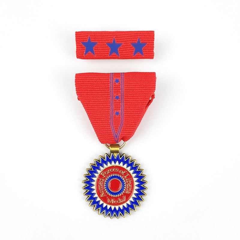 La medalii personalizate pini de rever personalizat convenabil!